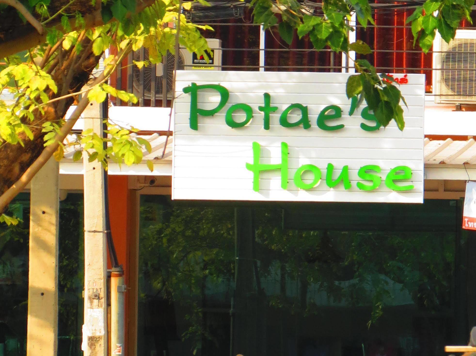 Ostello Potae'S House Chiang Mai Esterno foto
